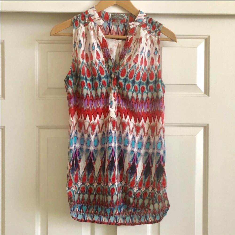 Market & Spruce V neck Tank